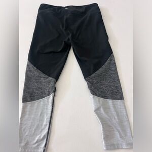 GAIAM‎ Black Gray Leggings Pants athletic workout stretch comfort women's medium